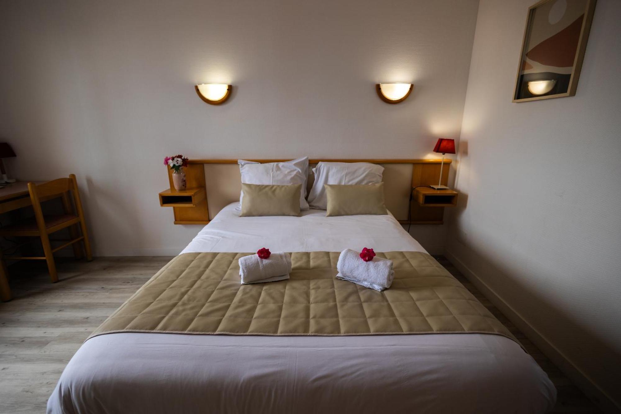 Logis Des Cretes De Pignols Hotel Moissac Eksteriør billede