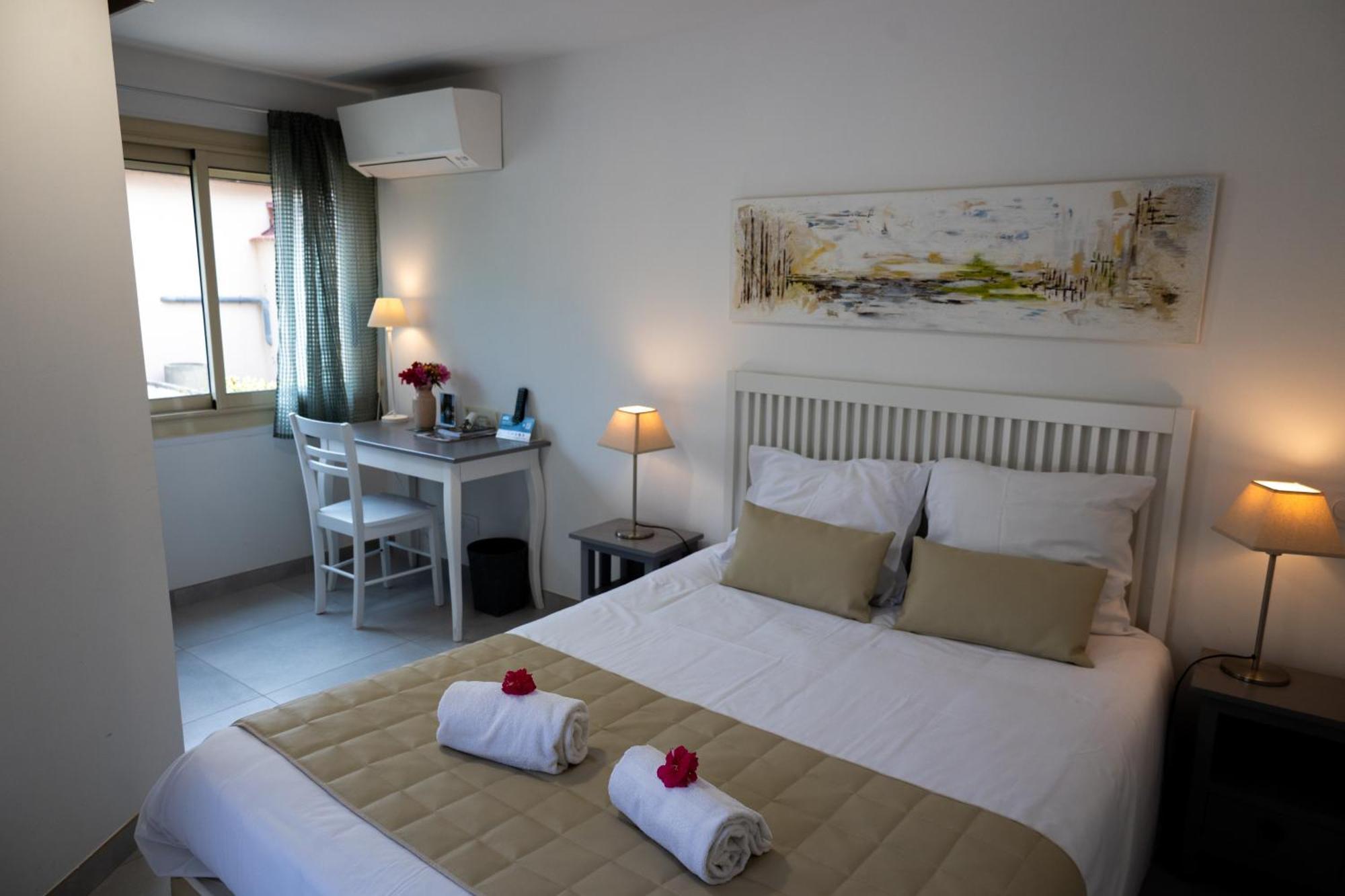 Logis Des Cretes De Pignols Hotel Moissac Eksteriør billede